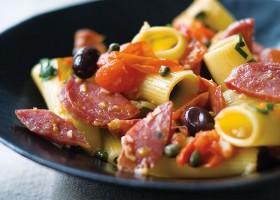 BACKGROUND-Rigatoni-with-spicy-italian-salami