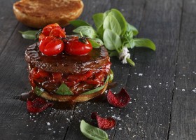 BACKGROUND Burger with stuffed toms