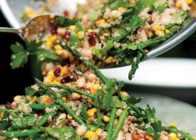 Quinoa salad Background1