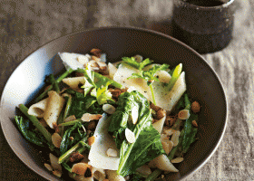 Rapini-with-penne-and-chickpeas-BACKGROUND